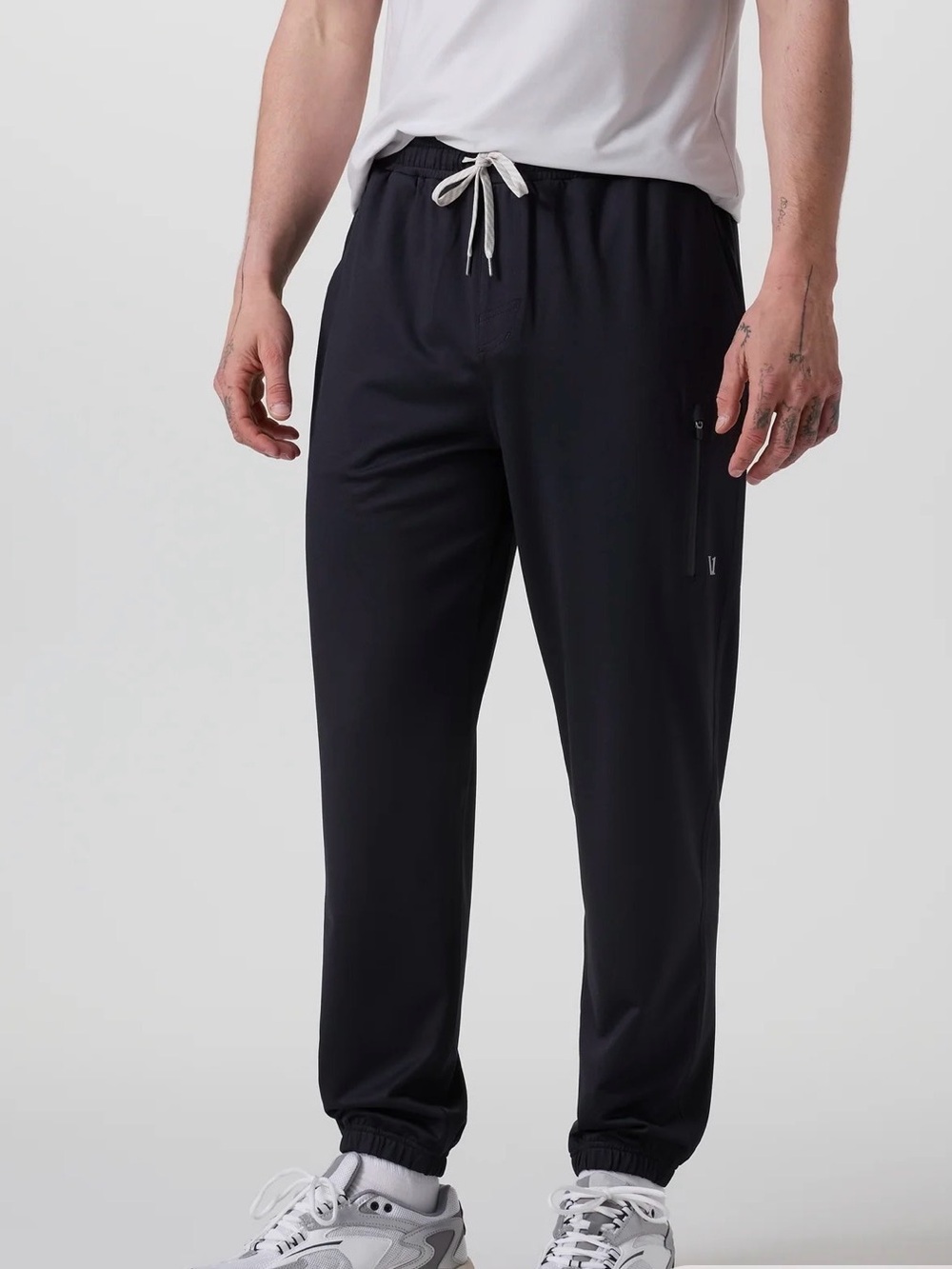 Vuori Men's Sunday Performance Sweatpant Black NWT Size Small